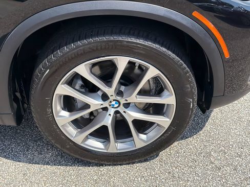 Used 2019 BMW X5 xDrive40i w/ Convenience Package AWD/4WD image 12