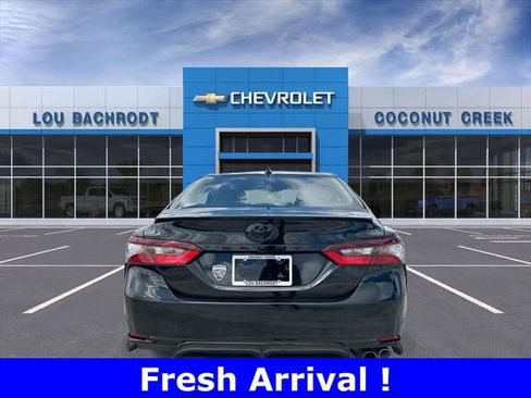 Used 2023 Toyota Camry SE w/ Convenience Package image 7