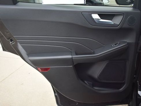 Used 2024 Ford Escape ST-Line Select w/ Tech Pack #2 image 36