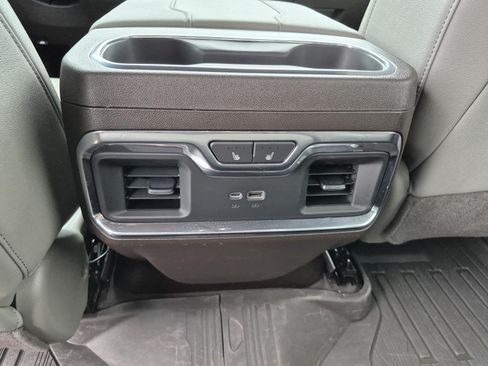 Used 2024 GMC Sierra 1500 SLT AWD/4WD image 16