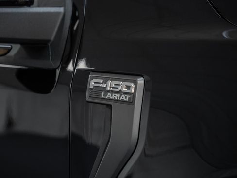 Certified 2023 Ford F150 Lariat w/ Equipment Group 502A High image 19