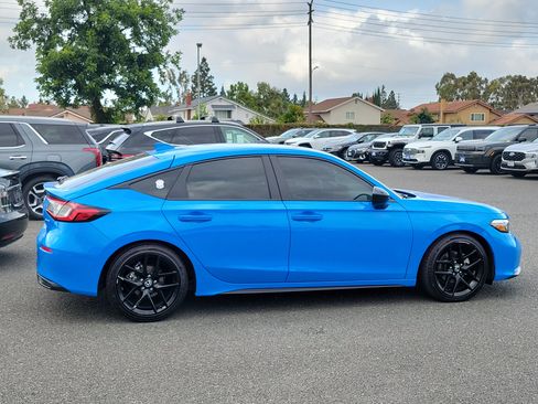 Used 2025 Honda Civic Sport image 2