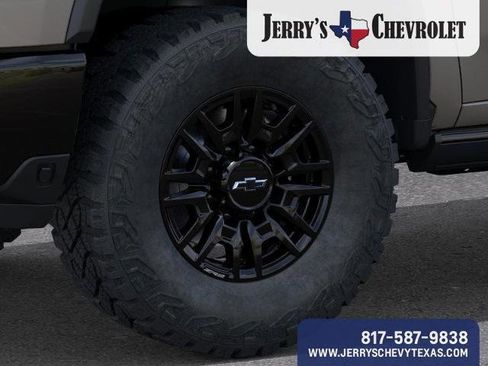 New 2026 Chevrolet Silverado 2500 ZR2 image 11