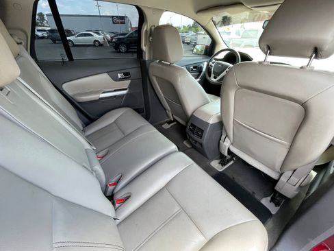 Used 2013 Ford Edge SEL FWD image 20