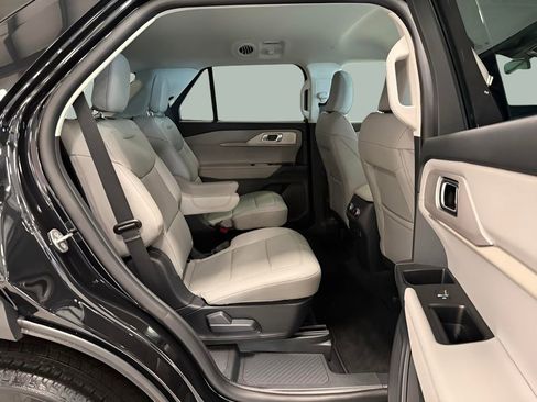 New 2026 Ford Explorer Active w/ Active Comfort Package AWD/4WD image 19