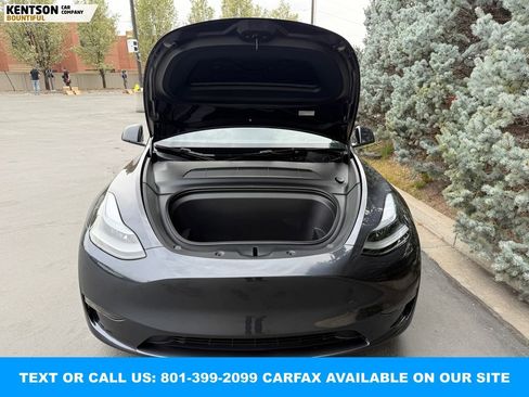 Used 2024 Tesla Model Y Long Range image 35