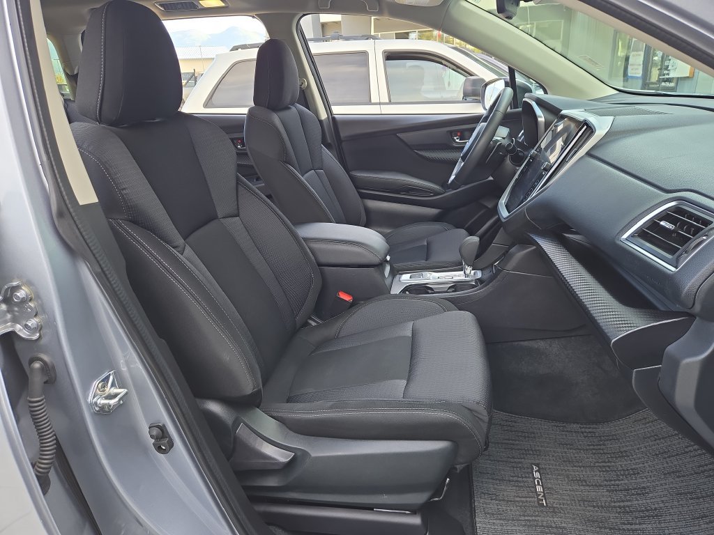 Used 2025 Subaru Ascent Premium AWD/4WD image 18