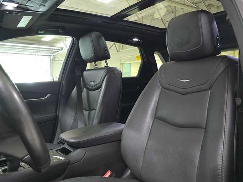 Used 2020 Cadillac XT5 Premium Luxury FWD image 21