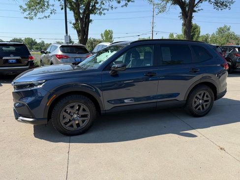 Certified 2026 Honda CR-V TrailSport image 9