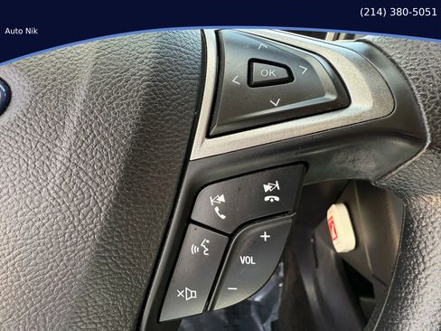 Used 2020 Ford Fusion SE image 26