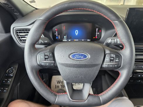 Used 2024 Ford Escape ST-Line w/ Tech Pack #1 AWD/4WD image 20