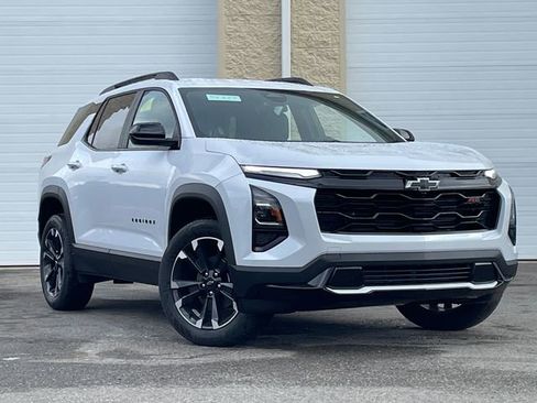 New 2026 Chevrolet Equinox RS w/ Convenience Package III AWD/4WD image 2