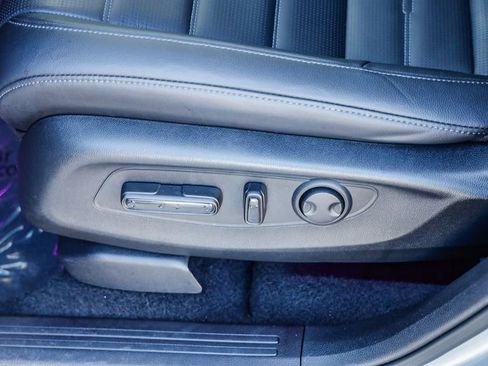 Used 2025 Honda CR-V EX-L image 25