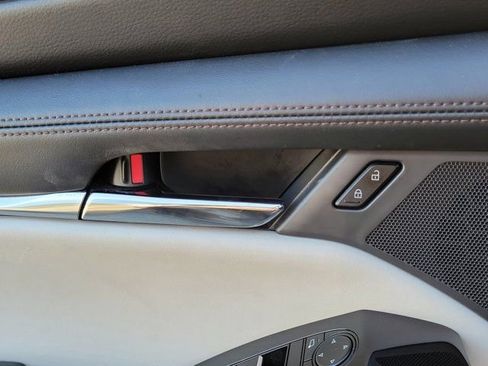 Used 2023 MAZDA MAZDA3 s image 27