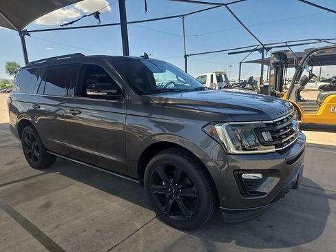 Used 2019 Ford Expedition Limited w/ Equipment Group 303A AWD/4WD image 5