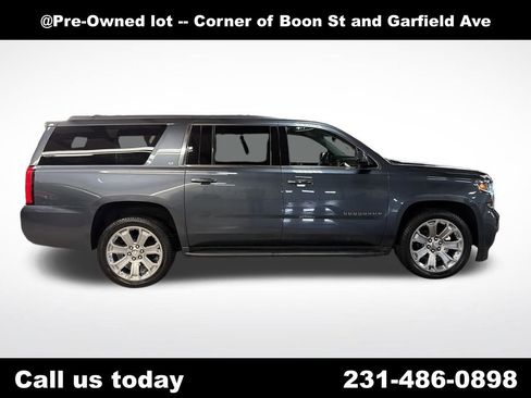 Used 2020 Chevrolet Suburban LT AWD/4WD image 6