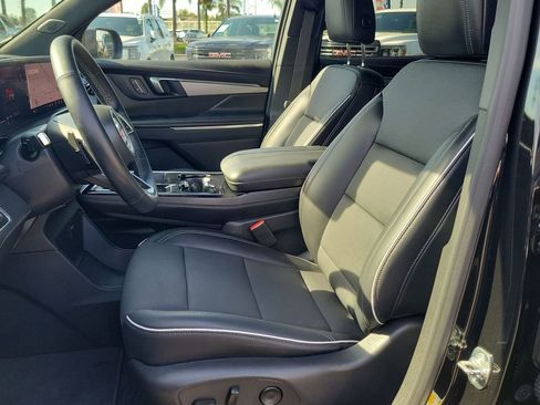 Used 2026 Buick Enclave Preferred image 19