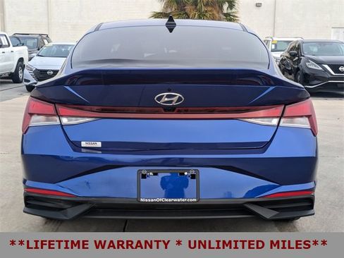 Used 2021 Hyundai Elantra SEL w/ Convenience Package image 7