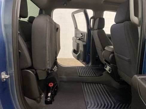 Used 2024 Chevrolet Silverado 1500 Custom image 75