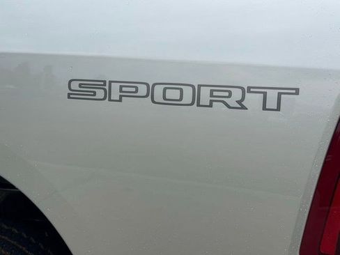 New 2026 RAM 2500 Laramie AWD/4WD image 36