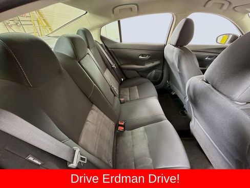 Used 2025 Nissan Sentra SR FWD image 27