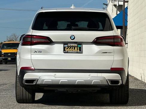 Used 2023 BMW X5 xDrive40i w/ Premium Package AWD/4WD image 5