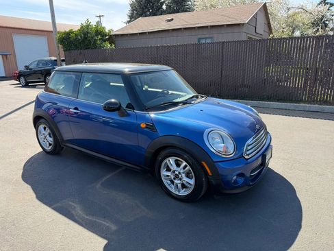 Used 2013 MINI Cooper Hardtop image 3