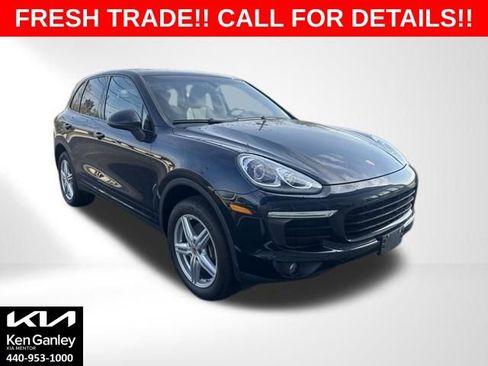 Used 2016 Porsche Cayenne image 1