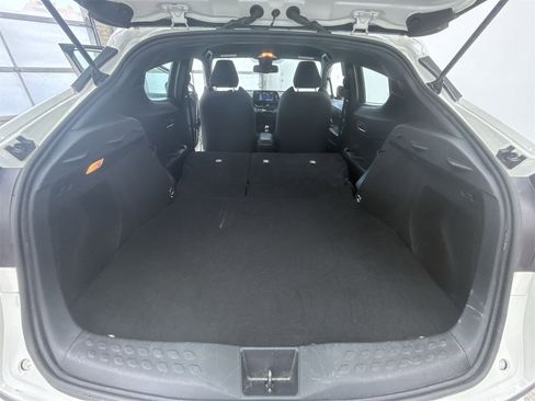 Used 2018 Toyota C-HR XLE image 42