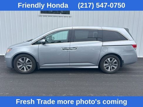 Used 2016 Honda Odyssey Touring image 4