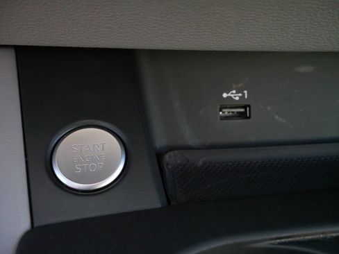 Used 2019 Audi A4 2.0T Premium Plus w/ Premium Plus Package image 28