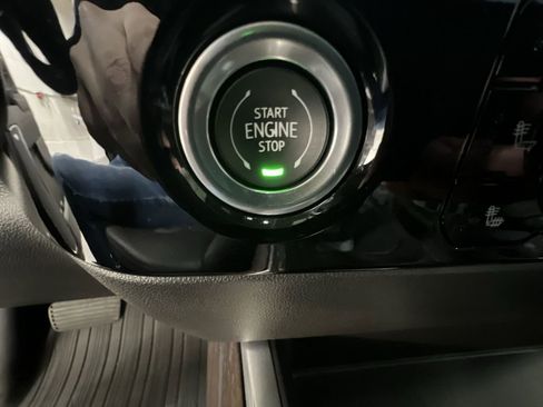 Certified 2022 GMC Sierra 1500 SLT image 17