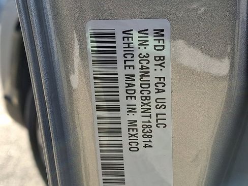 Certified 2022 Jeep Compass Limited w/ Elite Group image 28