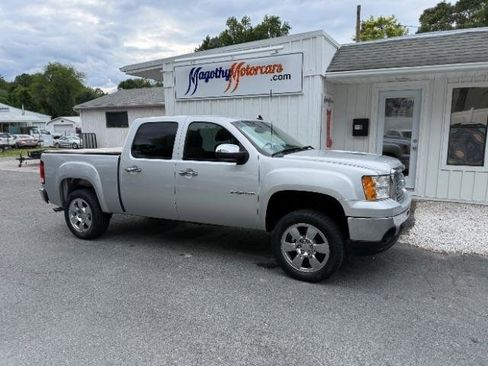 Used 2011 GMC Sierra 1500 SLE w/ Regional Value Package RWD image 1