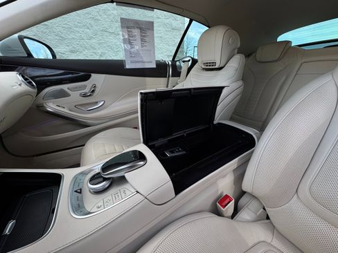 Used 2017 Mercedes-Benz S 550 Cabriolet image 26