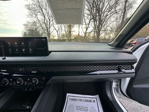 Used 2023 Honda Accord Sport image 15