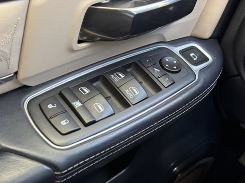 Used 2020 RAM 2500 Limited AWD/4WD image 19