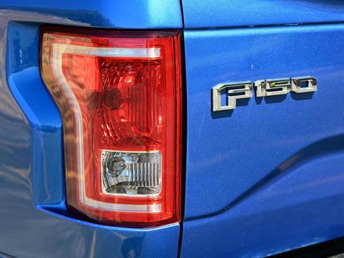 Used 2015 Ford F150 XLT w/ Equipment Group 301A Mid image 8