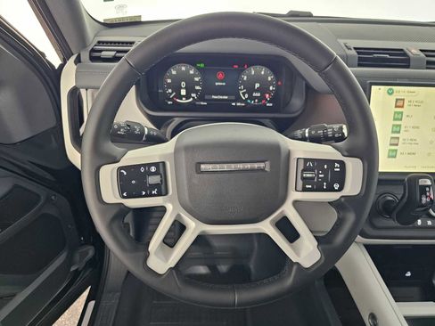 New 2026 Land Rover Defender 110 X-Dynamic SE image 22