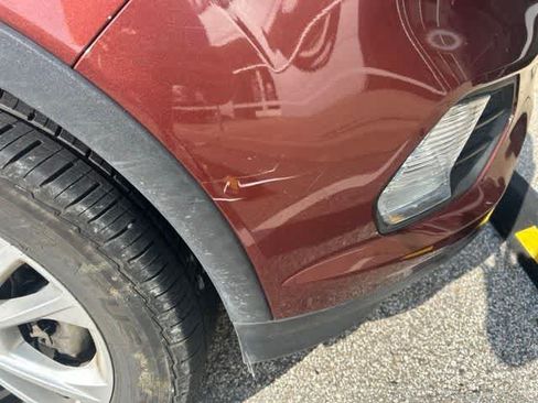 Used 2018 Ford Escape SE AWD/4WD image 3