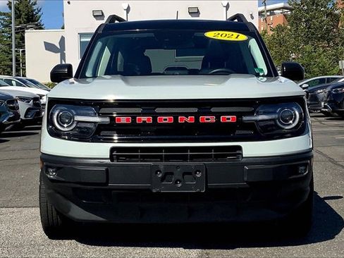 Used 2021 Ford Bronco Sport Outer Banks w/ Outer Banks Package image 2