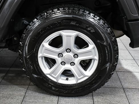 Used 2019 Jeep Wrangler Unlimited Sport S AWD/4WD image 8
