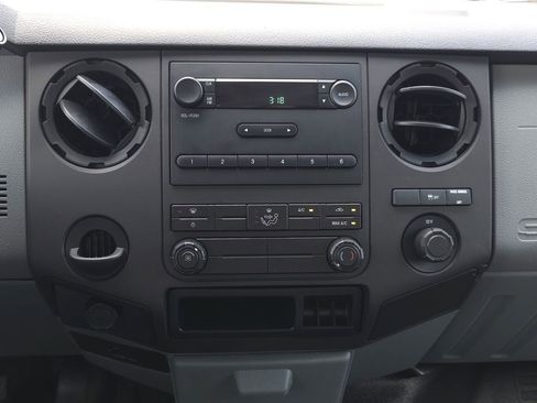 Used 2015 Ford F250 XL RWD image 15