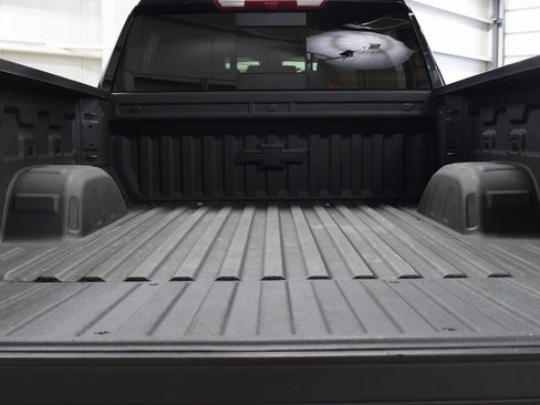 Used 2025 Chevrolet Silverado 1500 High Country w/ Midnight Edition image 22