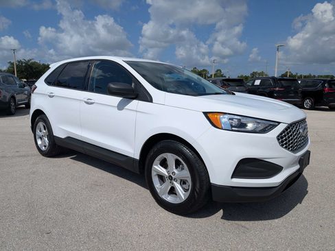 Used 2024 Ford Edge SE AWD/4WD image 2