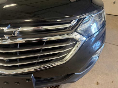 Used 2018 Chevrolet Equinox Premier FWD image 5