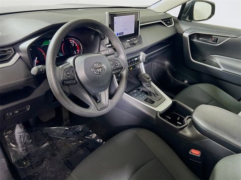 Certified 2025 Toyota RAV4 LE image 10