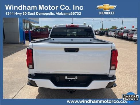 Used 2024 Chevrolet Colorado LT w/ LT Convenience Package II image 4