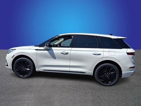Certified 2025 Lincoln Corsair Reserve w/ Jet Appearance Package AWD/4WD image 7