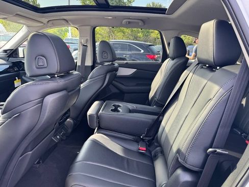 Used 2026 Acura MDX w/ Technology Package AWD/4WD image 13